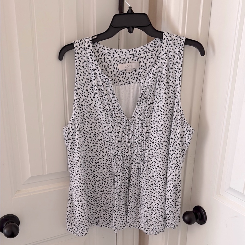 LOFT Sleeveless Blouse